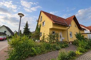 Doppelhaushälfte kaufen in 06258 Schkopau, Wunderschönes Domizil für Familien - 6 Zimmer, 2 Bäder, Garten, grüne Lage in Halle- Döllnitz