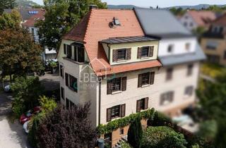 Haus kaufen in 72762 Reutlingen, Attraktive Kapitalanlage: Gepflegtes 3-Familien-Haus mit Garten und Balkon
