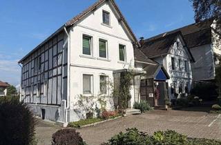 Mehrfamilienhaus kaufen in 32257 Bünde, Denkmalschutz: Mehrfamilienhaus mit Gastronomie und fünf Wohneinheiten in Bünde