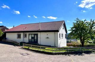 Einfamilienhaus kaufen in 73262 Reichenbach, Modernisiert und Geräumig: Freistehendes Einfamilienhaus mit Einliegerwohnung in Aussichtslage