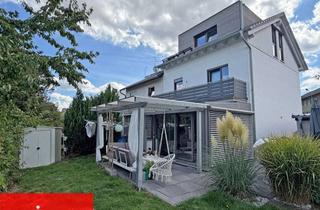 Haus kaufen in 36093 Künzell, Schickes Raumwunder auf drei Etagen mit Wintergarten, Kamin und sonniger Lounge-Terrasse