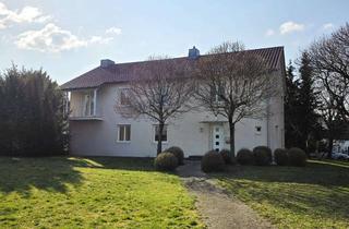 Haus mieten in 74343 Sachsenheim, Einfamilienhaus auf Schulgelände - mit viel Platz