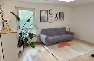 Wohnung mieten in 71634 Ludwigsburg, Möblierte, gepflegte 3,5-Zimmer-Wohnung mit Einbauküche, Garten nahe Favoritepark