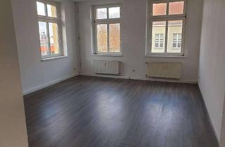 Wohnung mieten in 16225 Eberswalde, Helle Altbauwohnung, 2min fußläufig zum Marktplatz, 2,5 Zimmer