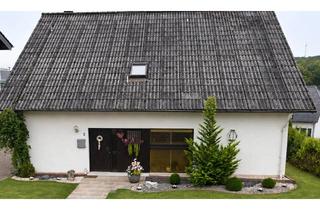 Einfamilienhaus kaufen in 66687 Wadern, Großzügiges Einfamilienhaus mit Weitblick, Glasfaseranschluss und viel Potenzial