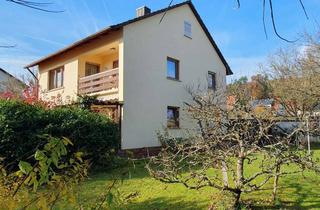 Haus kaufen in 92259 Neukirchen, Gepflegtes Zweifamilienhaus in Neukirchen b. Su.-Ro. mit Gartenidyll / Keine Maklerkosten