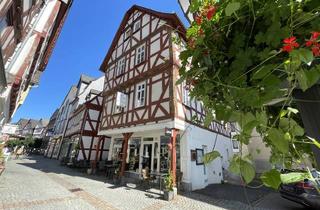 Haus kaufen in 35683 Dillenburg, Dillenburg: Historisches Wohn- und Geschäftshaus sucht neuen Eigentümer