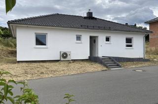 Haus kaufen in 54570 Kirchweiler, Neubau-Erstbezug in Kirchweiler: Moderner Bungalow mit Wohlfühlcharakter