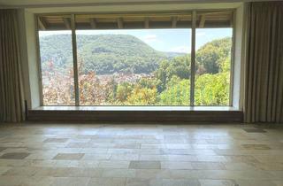 Villa kaufen in 72574 Bad Urach, Vorhang auf für Ihr privates Naturkino