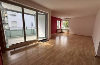 Wohnung kaufen in 78628 Rottweil, PROVISIONSFREI- Stadtleben mit Wohlfühlfaktor – 3,5 Zimmer Balkon & Tiefgarage