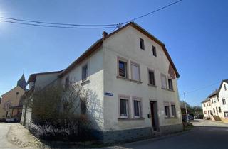 Einfamilienhaus kaufen in 55566 Ippenschied, Charmantes Haus mit Scheune: Ihr ländliches Refugium mit Ausbaupotenzial in Ippenschied