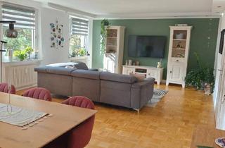 Wohnung kaufen in 30419 Hannover, Hannover - 2-Zimmer-Whg mit 2 Balkonen, zusätzl. 24 m² Hobyraum