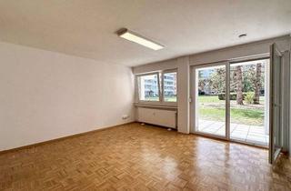 Wohnung kaufen in 81735 München, Attraktive Erdgeschosswohnung mit Terrasse und eigenem Garten!