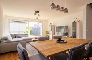 Wohnung kaufen in 73663 Berglen, Luxuriöses Haus im Haus Konzept mit ca.160 m² Wohnfläche, eigenem Eingang, Garten und Terrassen BJ23