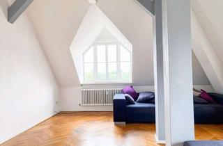 Wohnung kaufen in Ernststraße, 13507 Tegel, Große, helle Dachgeschosswohnung in gepflegtem Denkmalschutz - einziehen & wohlfühlen!