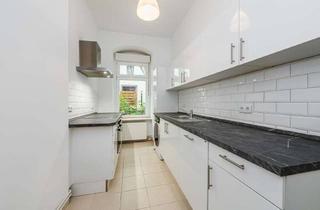 Wohnung mieten in Erich-Weinert-Straße 16, 10439 Prenzlauer Berg, PRENZLAUER BERG LIVING | PRIVATE TERRACE | HIGH CEILINGS | FULLY FITTED KITCHEN