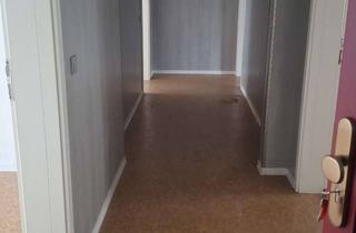 Wohnung mieten in August-Bebel-Str. 33, 06108 Halle, schöne 3-Raumwohnung- WG geeignet