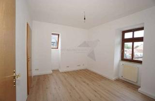 Wohnung mieten in Max-Pechstein-Straße 90, 08056 Zwickau, Romantische kleine DG-Wohnung mit Balkon zu vermieten