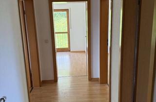 Wohnung mieten in 83352 Altenmarkt, Großzügige,helle 3 Zi.Wohnung,mit Balkon und Garage , ab 01.12. zu mieten