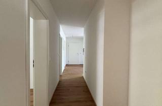 Wohnung mieten in Johann-Strauß-Straße 33, 89231 Neu-Ulm, Schöne 5-Zimmer-Wohnung mit Balkon in Neu-Ulm Offenhausen