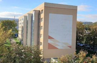 Wohnung mieten in Julius-Fucik-Straße, 07381 Pößneck, Das Zuhause für Ihre Familie: 4-Zimmerwohnung mit Glasaufzug