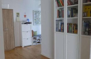 Wohnung mieten in Im Länderrain 2/2, 71732 Tamm, Hochwertige Wohnung mit zwei hellen Zimmern sowie ruhigem Balkon und EBK in Tamm