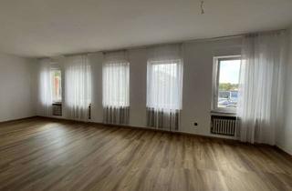 Wohnung mieten in 47441 Moers, Renovierte Altbauwohnung: Zweizimmerwohnung in zentraler Lage von Moers