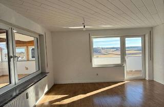Wohnung mieten in Karlstraße 17, 72477 Schwenningen, Attraktive und renovierte 3,5-Zimmer-Erdgeschosswohnung mit Wintergarten & Loggia in Schwenningen