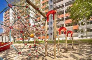 Wohnung mieten in Holbeinstr. 42, 01307 Johannstadt-Süd, Reinkommen und Wohlfühlen: familienfreundliche 3-Zimmer-Wohnung mit Balkon