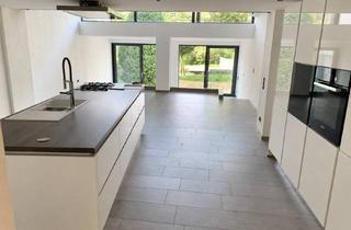 Wohnung mieten in Dinkelbergstraße 28, 79650 Schopfheim, Luxuriöse 3-Zimmer-Erdgeschosswohnung mit Gartenanteil und hochwertiger Küche