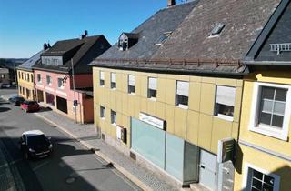 Wohnung mieten in Hauptstraße 51, 95131 Schwarzenbach a Wald, Großzügige 8-Zimmer-Wohnung in Schwarzenbach am Wald