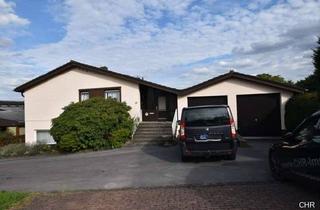 Einfamilienhaus kaufen in 37520 Osterode, Grosszügig geschnittenes Einfamilienhaus in Bungalowstil mit sep Einliegerwohnung in ruhiger Lage