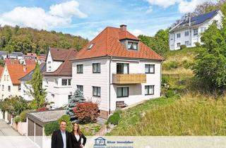 Haus kaufen in 72461 Albstadt, Gepflegtes Zweifamilienhaus mit zwei Garagen