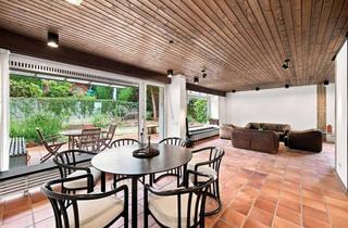 Einfamilienhaus kaufen in 58454 Witten, Familienfreundliches Einfamilienhaus mit zwei Garagen, Garten und Balkon in Witten-Rüdinghausen