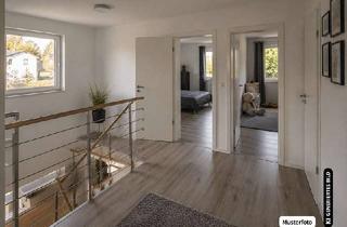 Doppelhaushälfte kaufen in 74736 Hardheim, Doppelhaushälfte mit Scheune, Terrasse und Garage - Ihre Chance auf Eigentum ohne Maklerprovision!