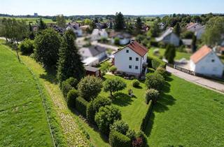 Einfamilienhaus kaufen in 86853 Langerringen, Einfamilienhaus mit großem Grundstück und Potenzial für Einliegerwohnung in Langerringen