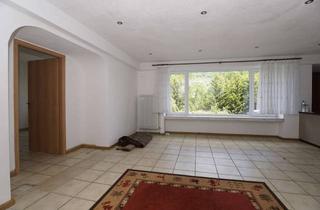 Haus kaufen in 66780 Rehlingen-Siersburg, Flexibles Anwesen mit großem Grundstück