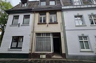 Haus kaufen in Alte Schulstraße, 47906 Kempen, Sanierungsbedürftiges Reihenmittelhaus in der historischen Altstadt von Kempen