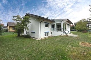 Einfamilienhaus kaufen in 78549 Spaichingen, Einziehen und wohlfühlen: Bezugsbereites Einfamilienhaus mit Einliegerwohnung und riesigem Garten!
