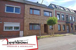 Haus kaufen in 25554 Wilster, Altbaucharme & viel Raum – teilsaniertes Stadthaus mit Garten im Herzen von Wilster