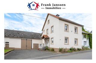 Einfamilienhaus kaufen in 54552 Üdersdorf, Einfamilienhaus mit Nebengebäude in Üdersdorf I Scheune mit Stall & Werkstatt I Garten mit Weitblick
