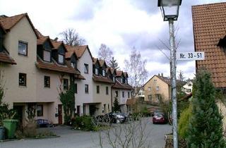 Haus mieten in Karl-Fischer-Straße, 90552 Röthenbach, Viel Platz für den Alltag in einem Reihenmittelhaus in Röthenbach an der Pegnitz