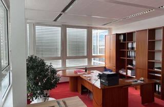 Büro zu mieten in Willhoop, 22453 Niendorf, 434 m² Bürofläche | gesamte Etage | 11 Räume | provisionsfrei