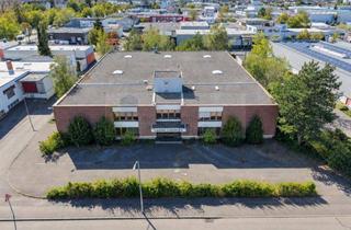 Gewerbeimmobilie kaufen in 78224 Singen, Vielseitige und solide Gewerbeimmobilie in Singen mit Produktionshalle, großzügigem Bürotrakt, sehr guter Infrastruktur und 3.738 m² großem Grundstück