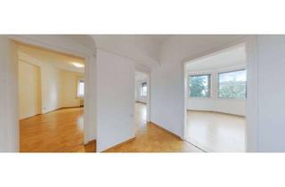 Wohnung kaufen in 70374 Bad Cannstatt, Angebotsverfahren! Sanierungsbedürftiger, großzügiger Altbau-Rohdiamant
