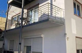 Wohnung kaufen in 67361 Freisbach, ETW mit 2 Einheiten mit ca. 144 qm auf einem 970 qm Grundstück