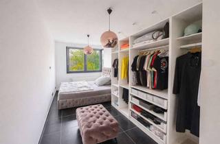 Wohnung kaufen in 16761 Hennigsdorf, Hennigsdorf bei Berlin: Sanierte 2-Zimmer-Wohnung mit Stellplatz und Tageslichtbad