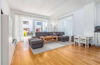 Wohnung kaufen in 82229 Seefeld, 2 Zimmer-Erdgeschosswohnung mit Terrasse und eigenem Garten in guter Lage