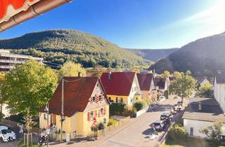 Wohnung kaufen in Eichhaldestraße 2/1, 72574 Bad Urach, 3 Zimmer mit Weitblick in Bad Urach