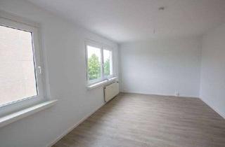 Wohnung mieten in Reusenweg, 06120 Halle, Große, renovierte 2-Zimmerwohnung mit Balkon.